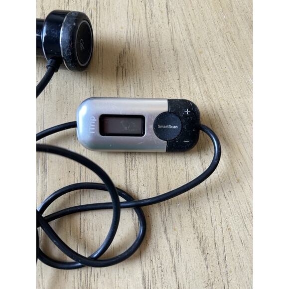 Griffin iTrip Auto FM Transmitter Car Charger for iPod iPhone 4S Dock Connector - Picture 2 of 6